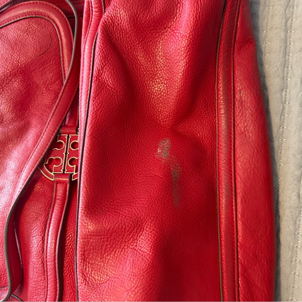 Red Tory Burch Oversized Leather Tote Bag - IN FAIR CONITION! - Picture 7 of 9